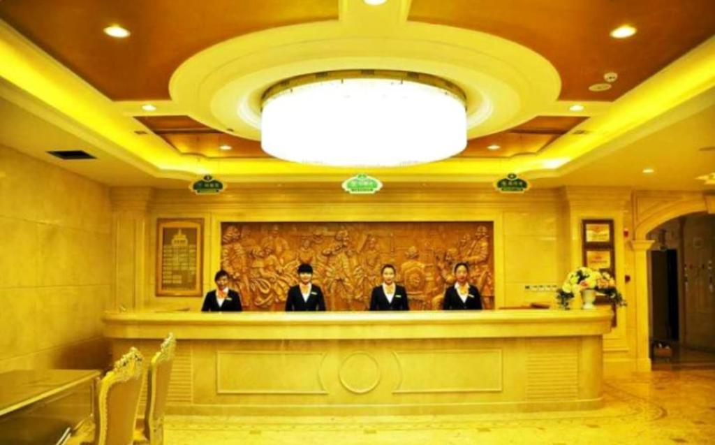 Vienna International Hotel Lhasa Potala Palace Buitenkant foto