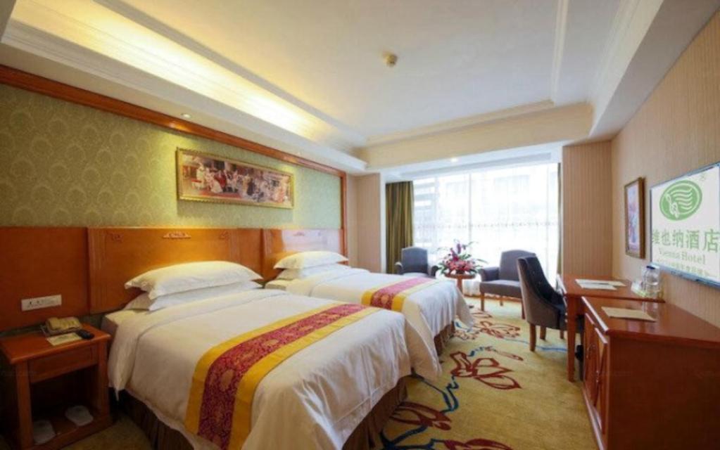 Vienna International Hotel Lhasa Potala Palace Buitenkant foto