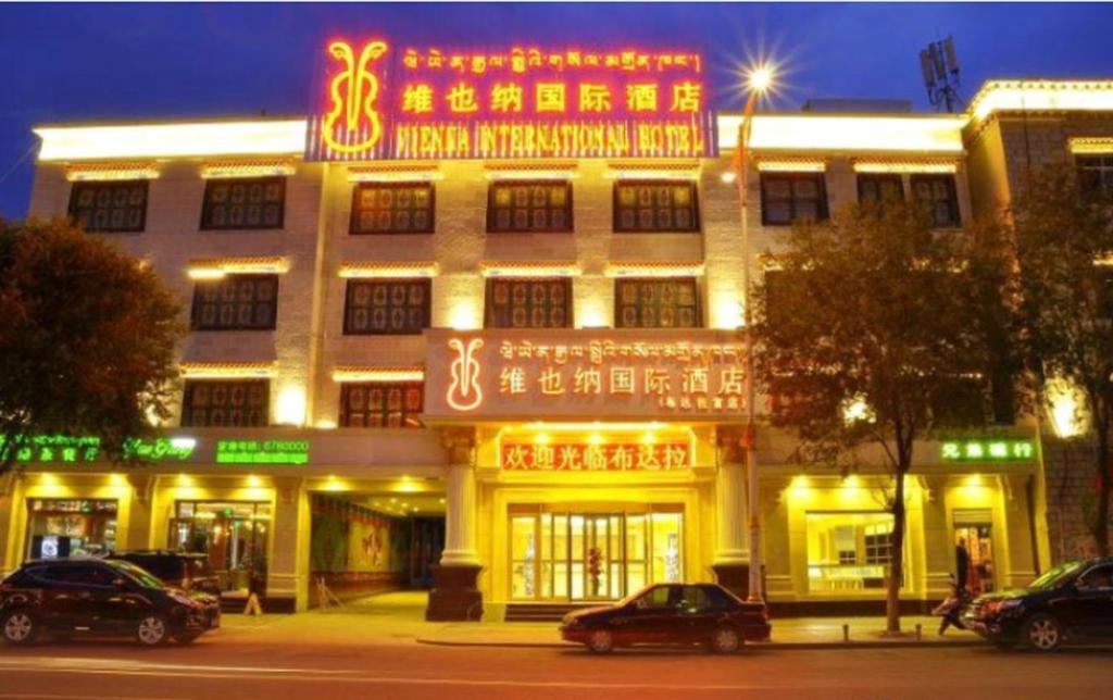 Vienna International Hotel Lhasa Potala Palace Buitenkant foto