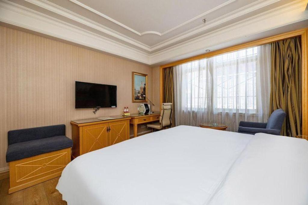 Vienna International Hotel Lhasa Potala Palace Buitenkant foto